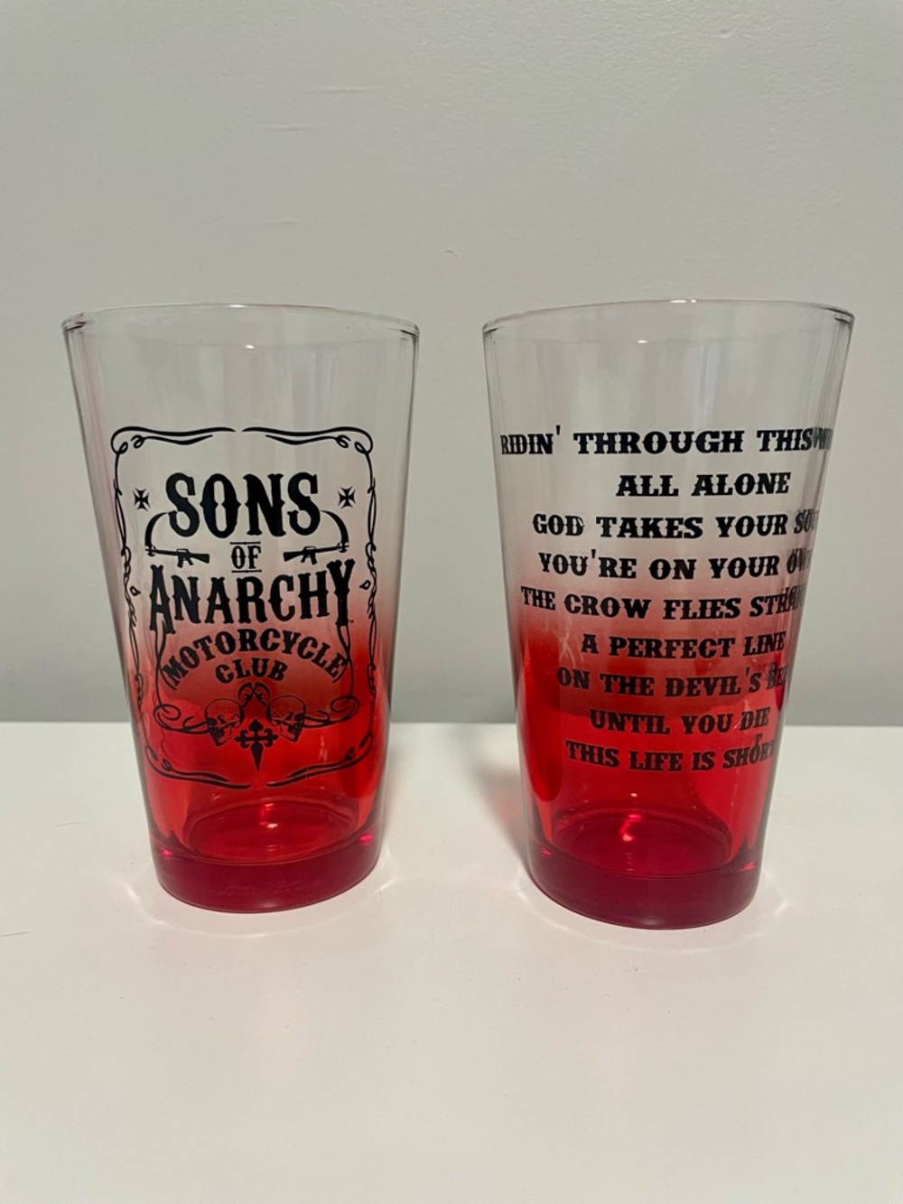 Official Sons of Anarchy Red Ombre Pint Glasses (2)